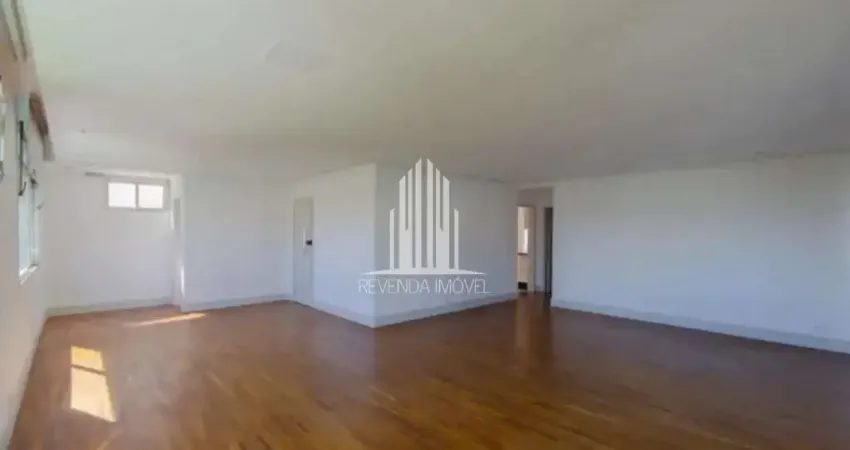 Imperdível oportunidade: Apartamento de 3 quartos na Vila Monumento, São Paulo-SP, com 182m² e suíte!