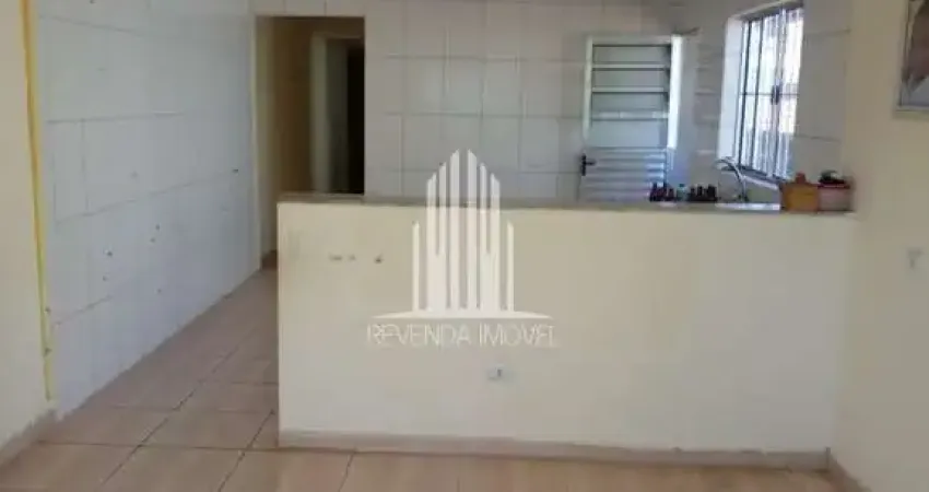 Casa à venda em São Paulo-SP, no bairro Socorro: 4 quartos, 2 salas, 2 banheiros, 2 vagas, 125m². Confira!