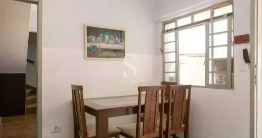 Sobrado de 170m², possui 2 dormitórios, 1 sala e 2 banheiros, à venda na região da vila leopoldina.