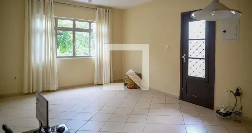 Casa com 3 quartos à venda na Rua Gervásio Campos, --, Jardim Santa Emília, São Paulo