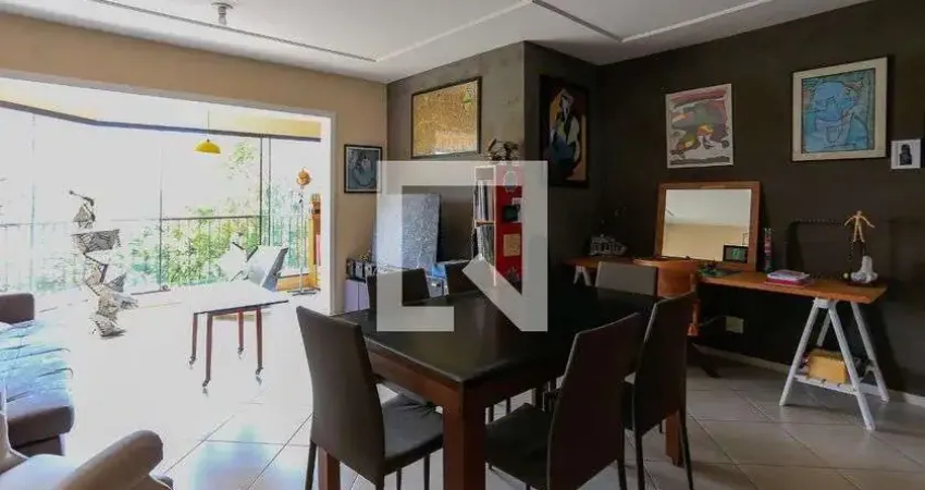 Apartamento com 3 quartos à venda na Rua Sousa Reis, --, Butantã, São Paulo