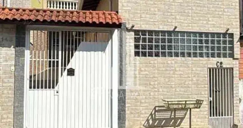 Casa à venda em São Paulo-SP, Jardim Luísa: 2 quartos, 2 salas, 2 banheiros, 4 vagas de garagem, 140m² de área.