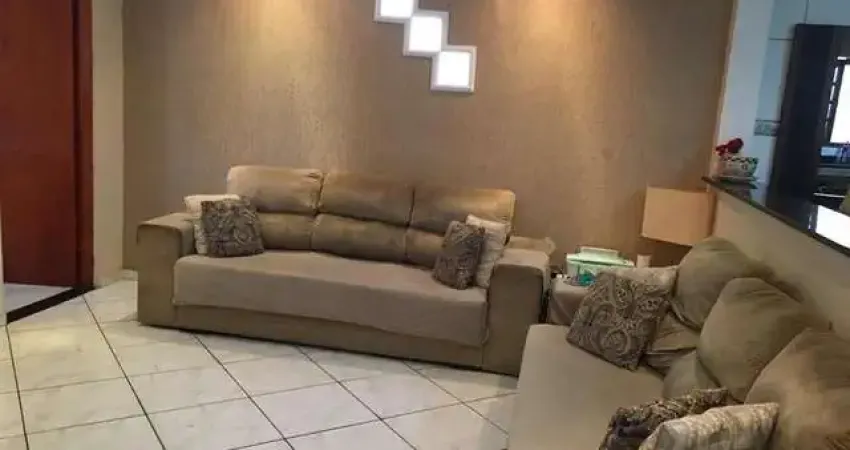 Sobrado à venda em itapevi - 2 dormitórios, sala, cozinha, 2 banheiros (1 na garagem)