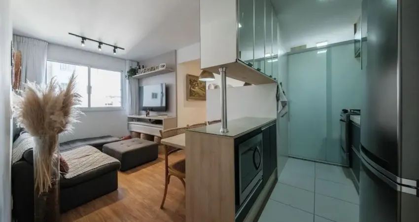 Apartamento NOVO MARAVILHOSO moveis planejados de alto padrão, piso laminado