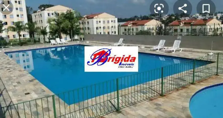 Apartamento à venda no Condomínio Greenland, Prox. Centro de Cotia!!