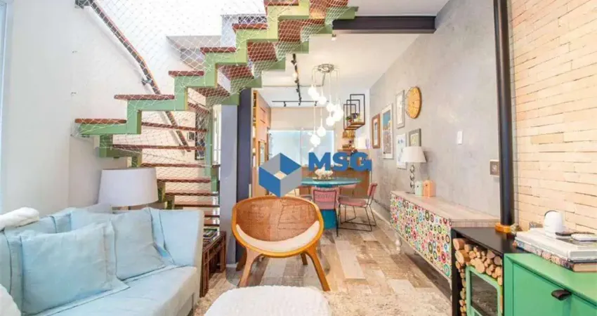 Sobrado com 2 suítes, edícula e 2 vagas de garagem no Brooklin Novo