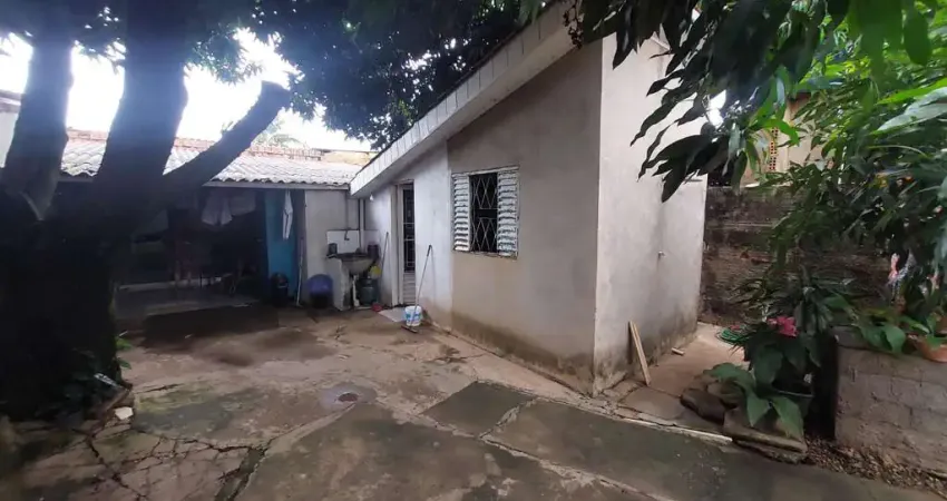 Imovel Residencial Bairro Castelândia com 02 quartos - Primavera do Leste