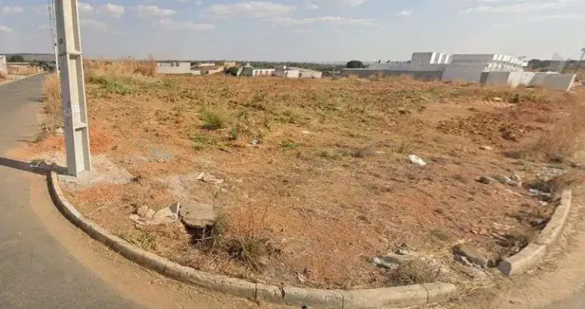 Terreno à venda na Avenida Vinte e Três de Março, Goiânia Park Sul, Aparecida de Goiânia