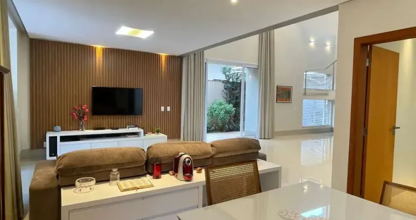 Casa com 3 quartos à venda na Rua dos Camarás, 1, Jardins Verona, Goiânia