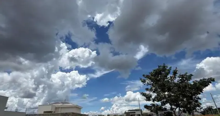 Terreno à venda na Rua Petesburgo, Jardim Europa, Primavera do Leste