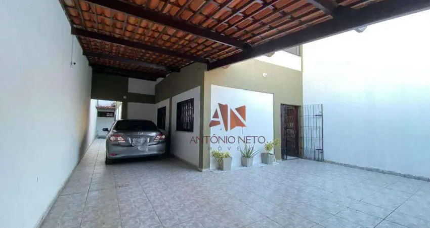 Casa à venda, 221 m² por R$ 795.000,00 - Engenheiro Luciano Cavalcante - Fortaleza/CE