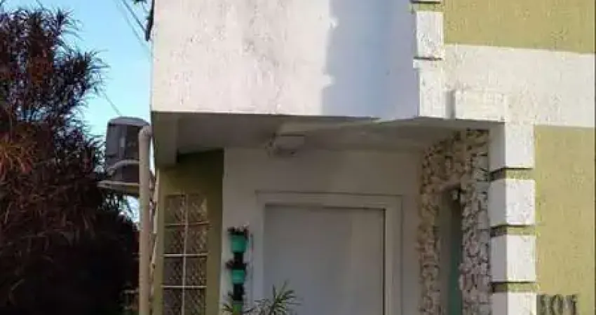 Sobrado para Venda em Florianópolis, Ingleses do Rio Vermelho, 2 dormitórios, 2 banheiros, 1 vaga
