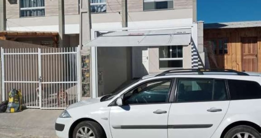 Sobrado para Venda em Florianópolis, São João do Rio Vermelho, 2 dormitórios, 1 banheiro, 1 vaga
