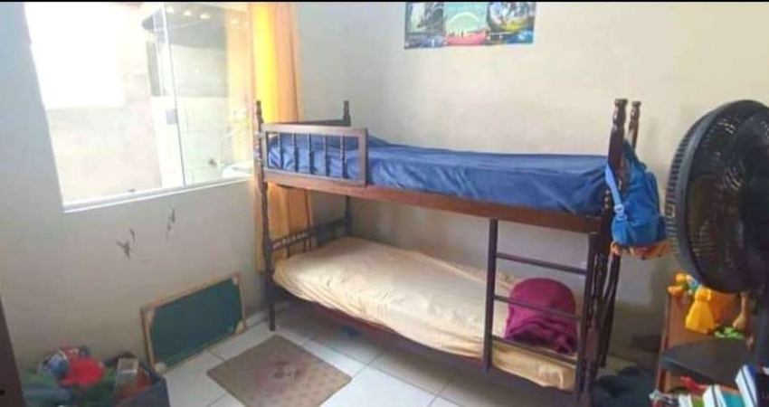 Casa para Venda em Florianópolis, São João do Rio Vermelho, 2 dormitórios, 1 banheiro, 1 vaga