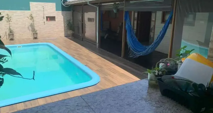 Casa para Venda em Florianópolis, São João do Rio Vermelho, 3 dormitórios, 2 banheiros, 1 vaga
