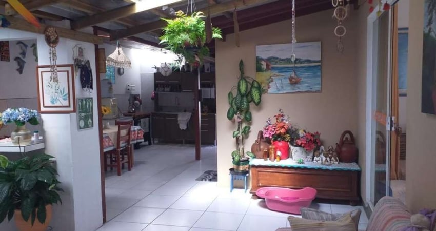 Casa para Venda em Florianópolis, Ingleses do Rio Vermelho, 3 dormitórios, 1 suíte, 2 banheiros, 2 vagas