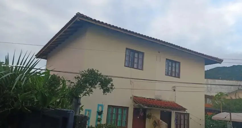 Casa para Venda em Florianópolis, Barra da lagoa, 4 dormitórios, 2 banheiros