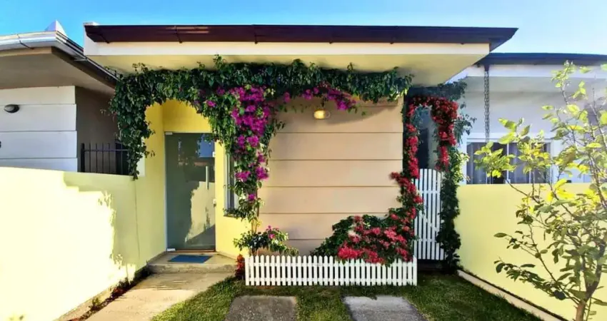 Casa para Venda em Florianópolis, São João do Rio Vermelho, 2 dormitórios, 1 suíte, 2 banheiros, 1 vaga