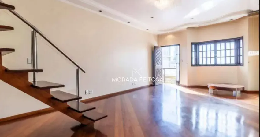 Excelente sobrado de alto padão, com 3 suítes com varanda, sala em 2 ambientes, cozinha planejada, escritório, sala de cinema, estúdio musical, 4 vgs