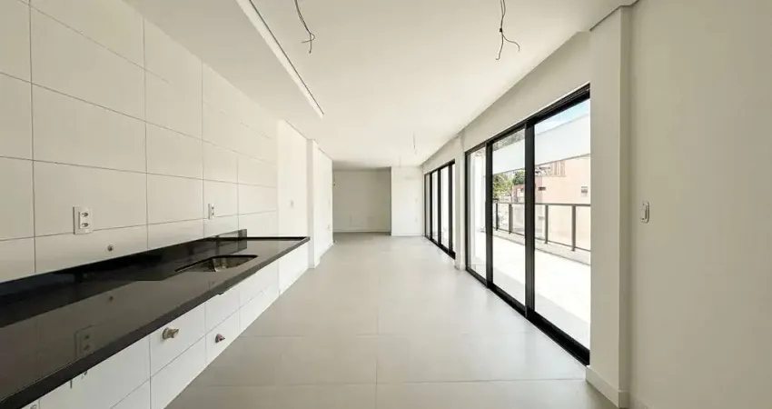 Cobertura com 4 dormitórios à venda - Santa Helena - Juiz de Fora/MG