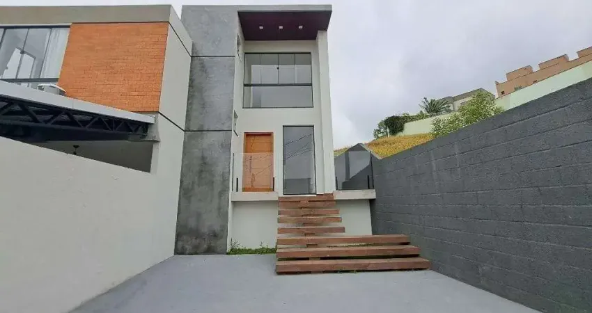 Casa à venda, 150 m² por R$ 547.000,00 - Jardim São João - Juiz de Fora/MG
