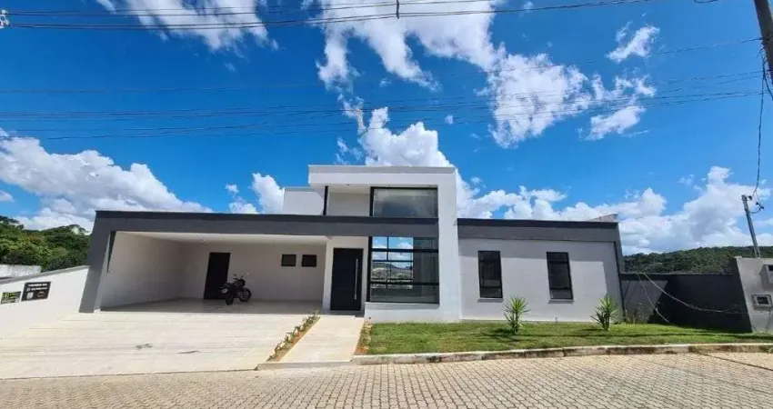 Casa com 3 quartos à venda na Rua Ibiá, São Pedro, Juiz de Fora