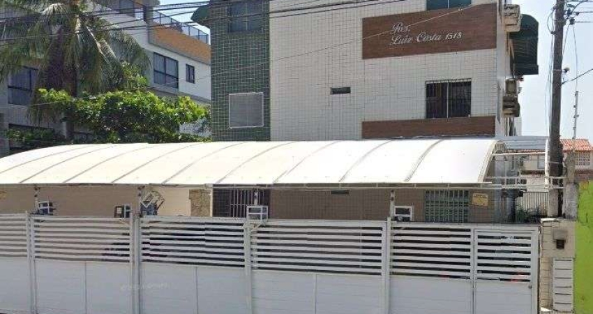 Apartamento semi mobiliado a 60m da praia no melhor do Bessa!