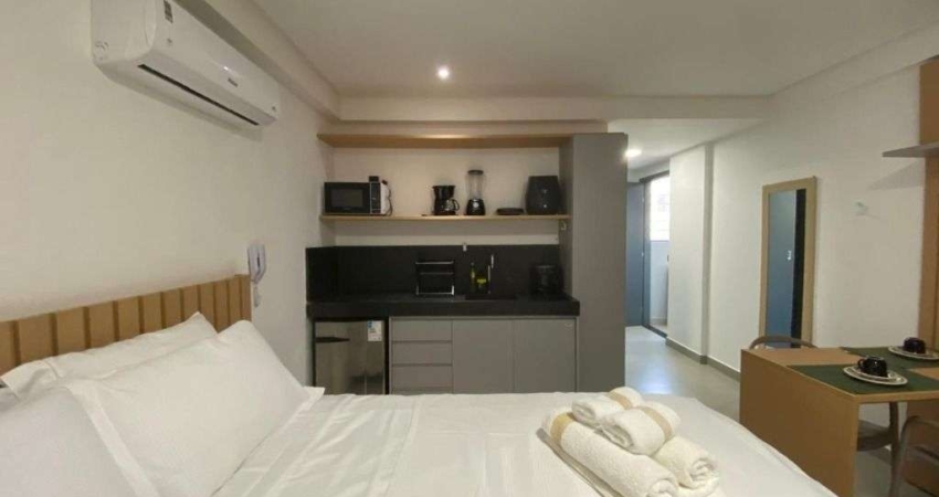 Flat no Bessa: Conforto, Luxo e Alta Rentabilidade a 50m da Praia!
