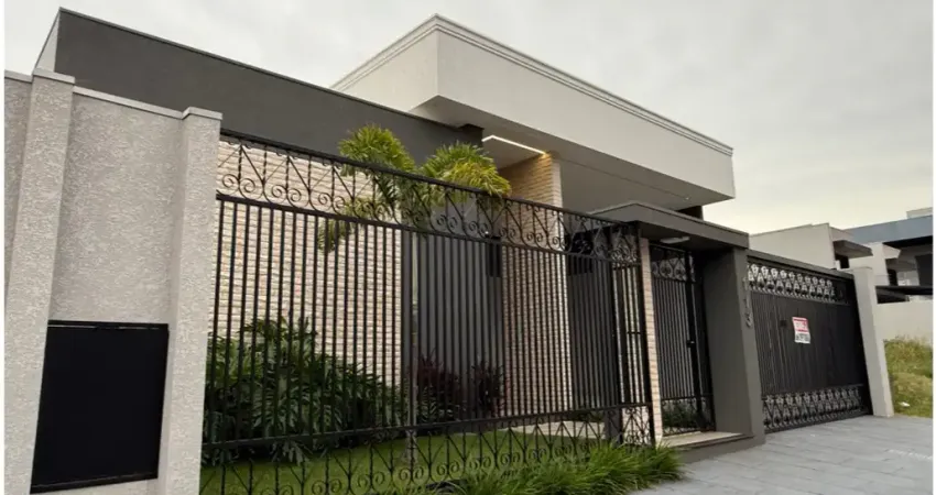 Casa Moderna de Alto Padrão, 3 suítes, 4 vagas de garagem, persianas integradas