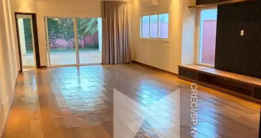 Condomínio Salto Grande 1 - Residência de Alto Padrão com 3 Suítes e Piscina no Cond. Salto Grande I