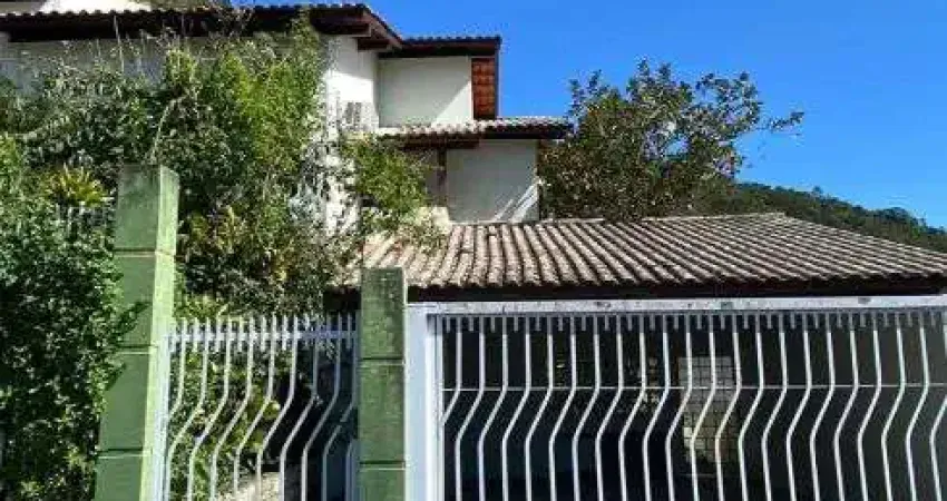 Casa com 3 quartos à venda na Rua José Francisco Dias Areias, Trindade, Florianópolis