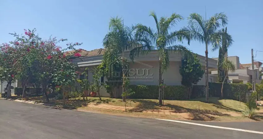 Espaçosa Casa de Esquina no Damha V com 3 Suítes e Lazer Completo