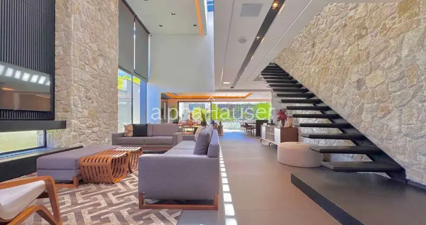 Casa nova e mobiliada no Villa Solaia com automação completa