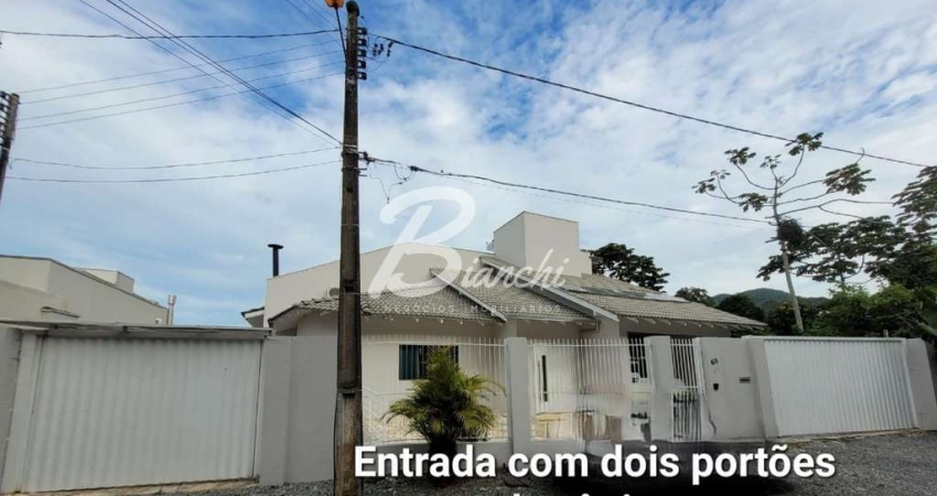 Sobrado à venda, Fazenda, Itajaí, SC