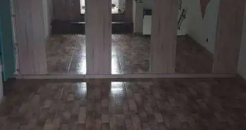 Sobrado dividido em 2 Moradias com 4 dormitórios à venda, 115 m² por R$ 420.000 - Vila Água Funda - São Paulo/SP