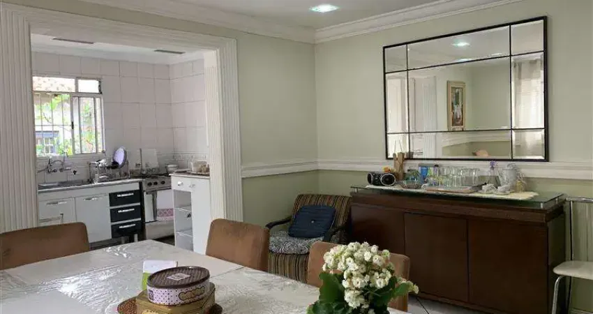 Casa com 2 quartos à venda na Saúde, São Paulo