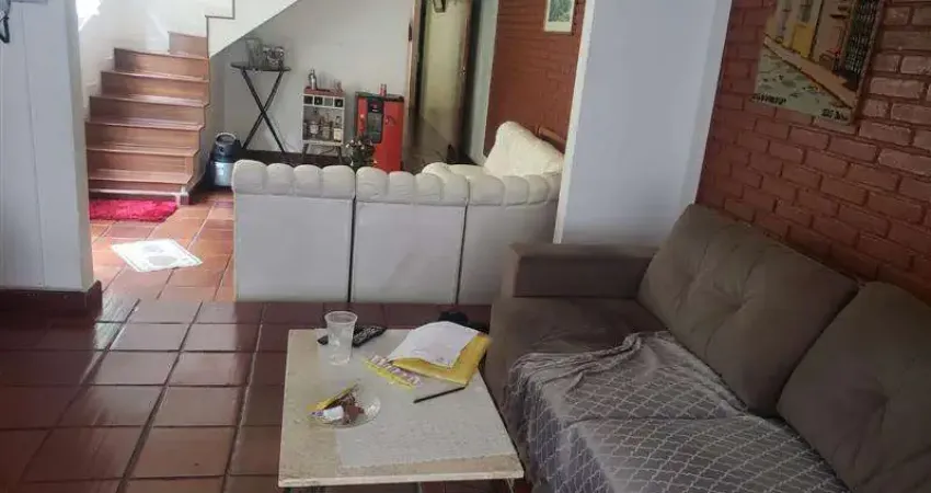 Casa com 3 quartos à venda na Vila Água Funda, São Paulo