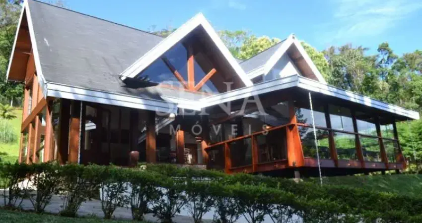 Casa com 5 quartos à venda no Alto do Capivari, Campos do Jordão