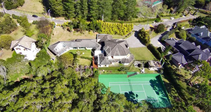 Casa com 6 quartos à venda na Rua Chemin de Lausane, 54, Capivari, Campos do Jordão