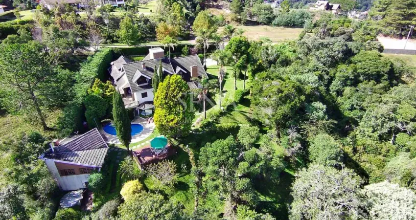 Casa com 4 quartos à venda na Rua 4, 158, Recanto Araucária, Campos do Jordão