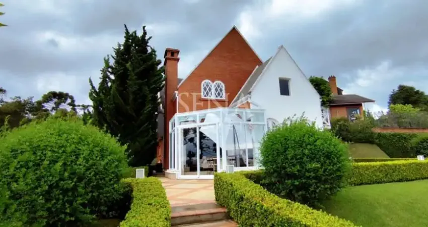 Casa com 3 quartos à venda na Rua Soares Caiubi, 42, Vila Capivari, Campos do Jordão