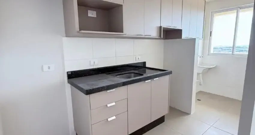 Apê novo 18º andar, semi mobiliado, condomínio com lazer completo .