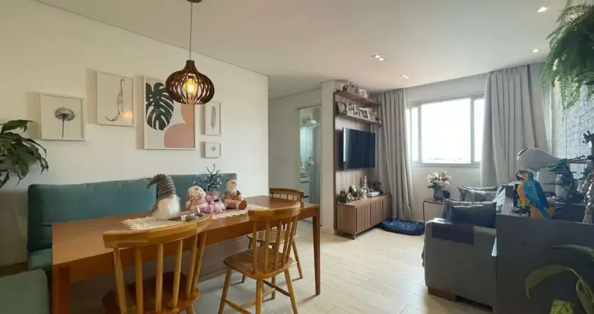 Apartamento lindo reformado e pronto para morar! 2 dormitórios e 1 vaga excelente, 56m² - vila form