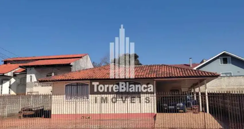 Casa Residencial / Comercial À Venda , 3 quartos e amplo terreno - Uvaranas, Ponta Grossa, PR
