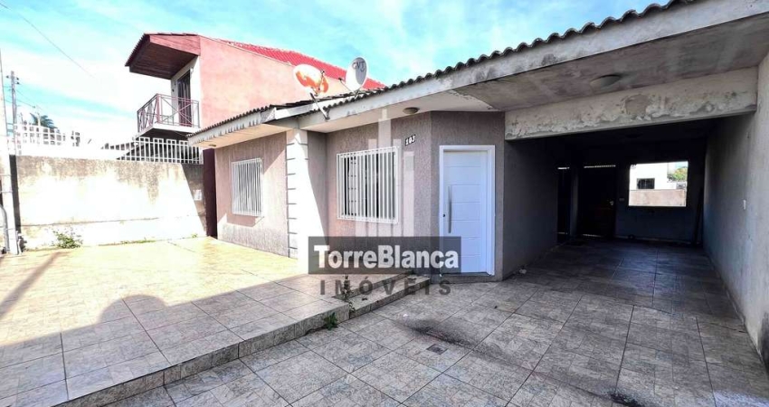 Locação- Casa térrea com 2 quartos, cozinha com armários planejados, amplo espaço de terreno, 90 m²