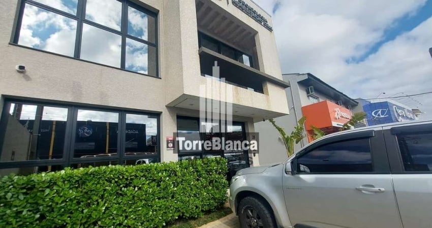 Sala Comercial para locação, 4 banheiros, Vagas de estacionamento rotativo, 30 m², Contorno - Ponta