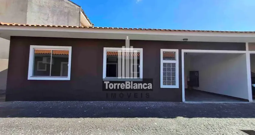 Casa à venda em condomínio fechado com 3 quartos e churrasqueira