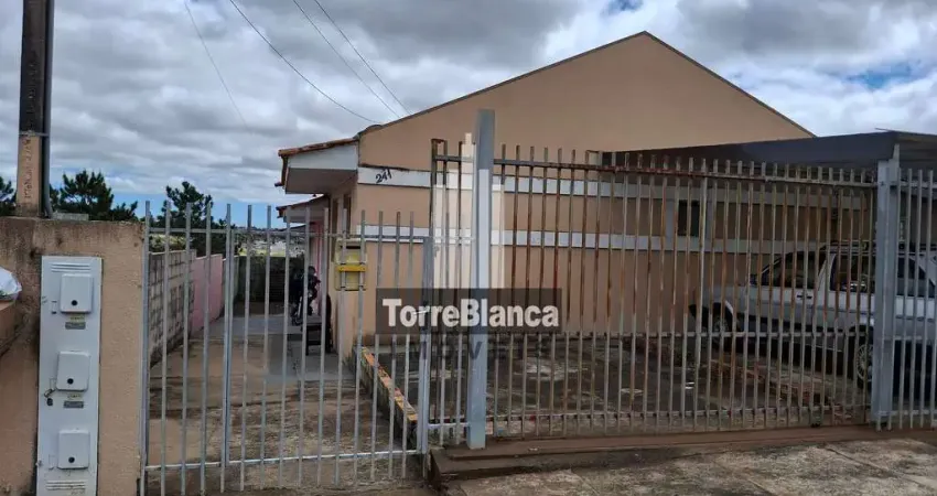 Venda e locação - casa com 2 quartos, sala integrada e garagem coberta no condomínio conjunto resid
