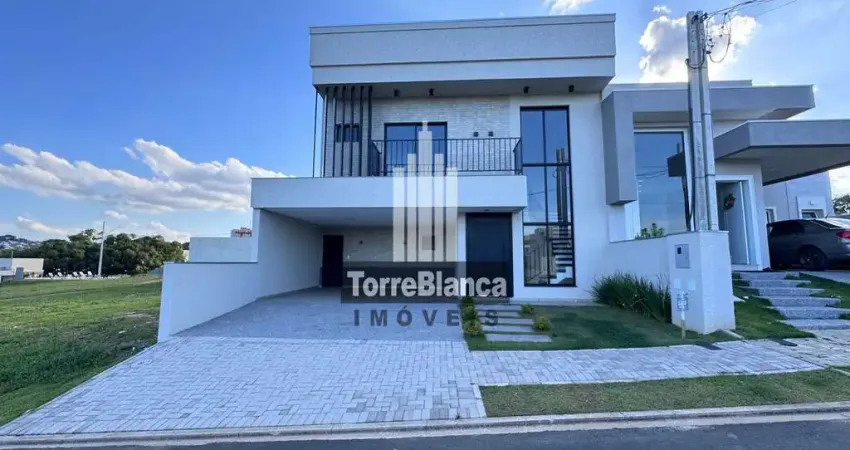 Venda e Locação - Sobrado de Alto Padrão com piscina, 3 suítes, 2 vagas, Churrasqueira, Condomínio