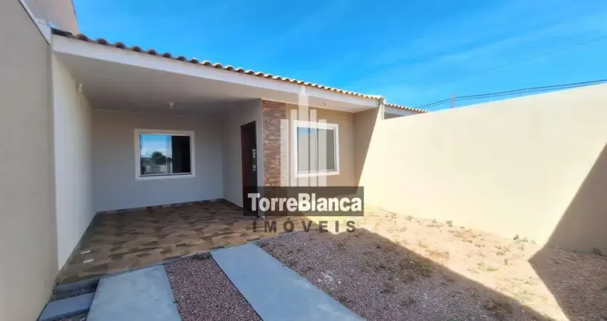 Casa com 2 quartos, 1 vaga de garagem, Quintal Amplo, Nova Rússia.